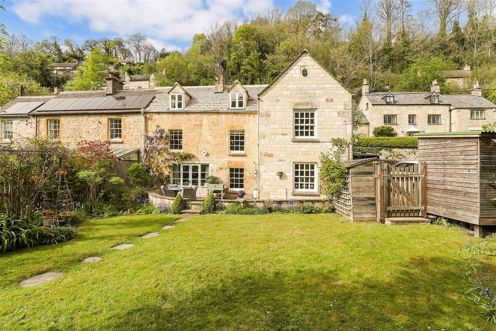 Property photo 1 of 25 Ph43_6529943.Jpg