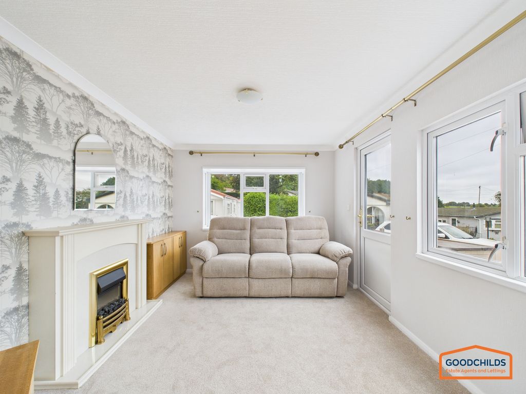 Property photo 3 of 14