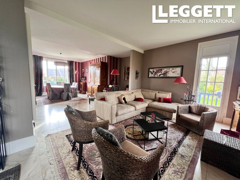 Property photo 2 of 10