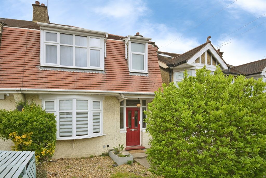 Property photo 1 of 20