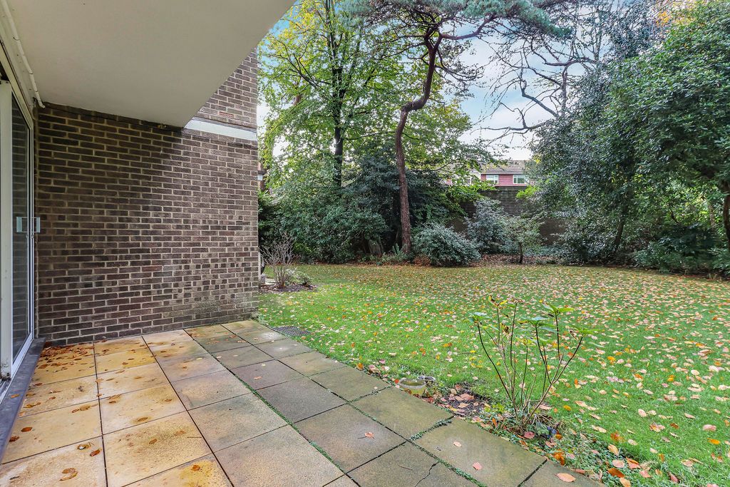 Property photo 2 of 19