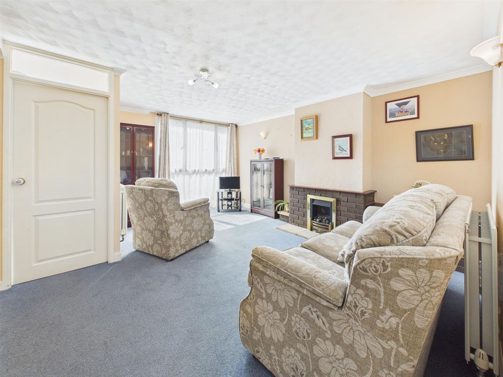 Property photo 3 of 12 Cam05510G0-Pr0275-Still006.Jpg