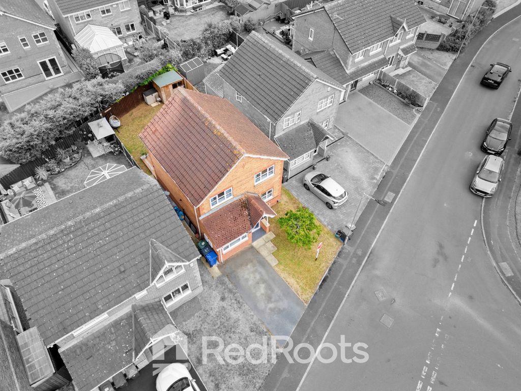 Property photo 2 of 25 5253693