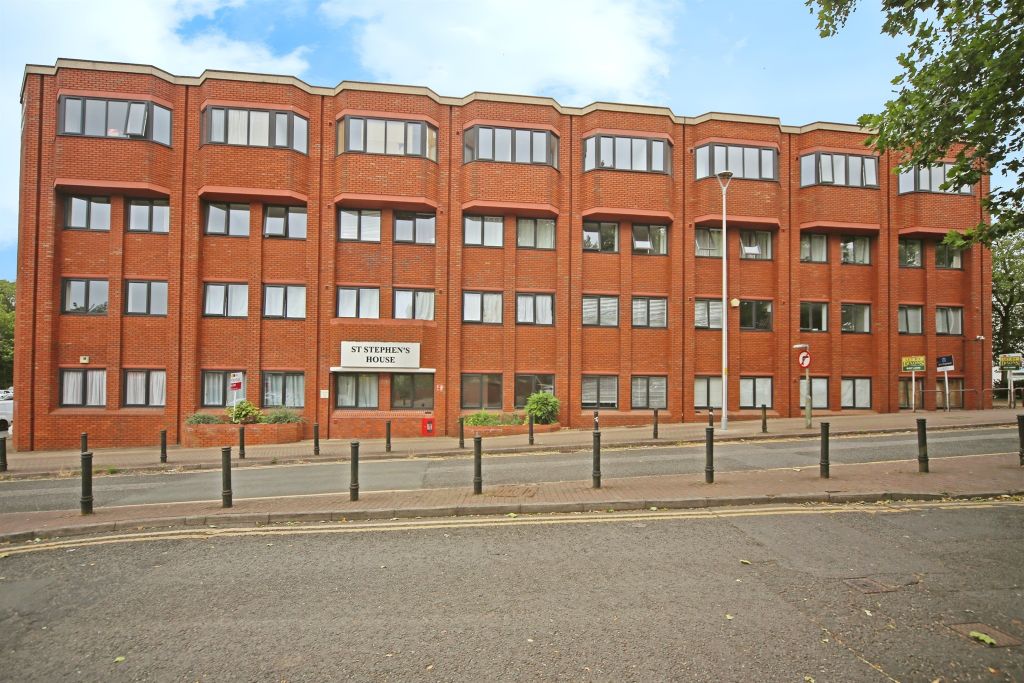 Property photo 1 of 17