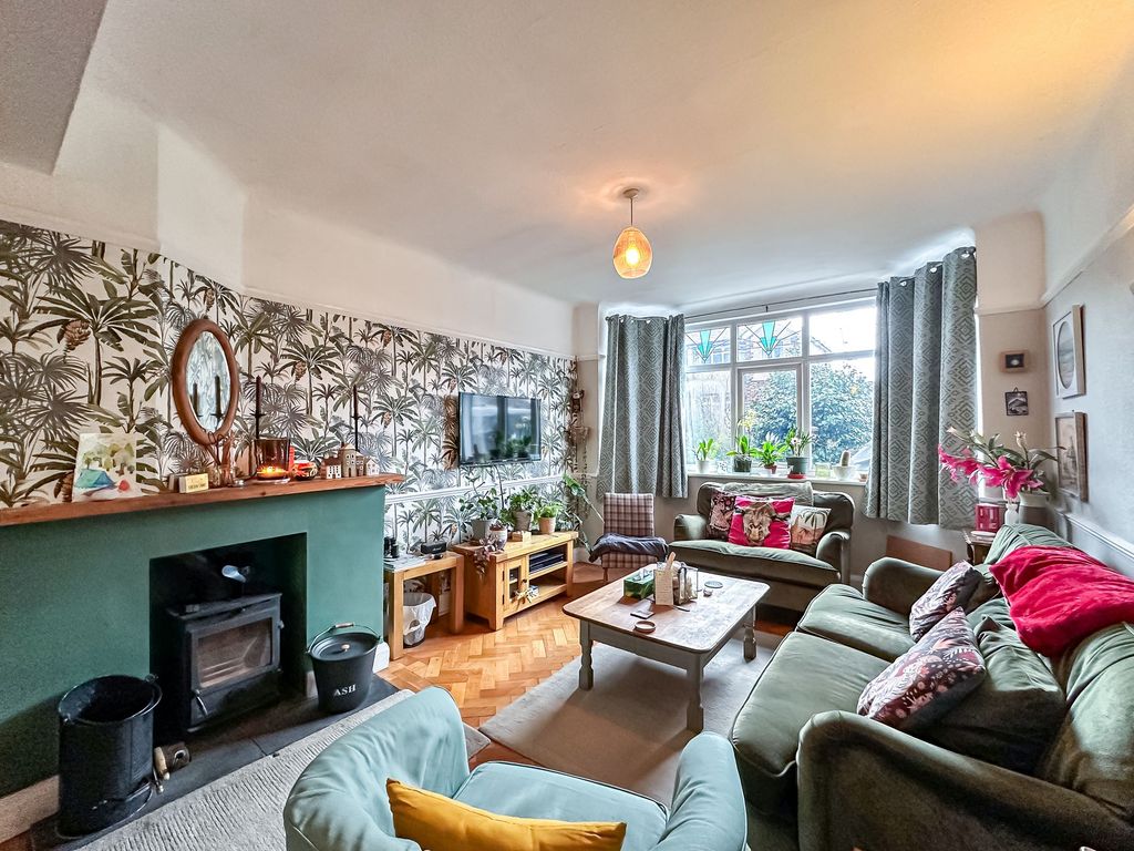 Property photo 3 of 23