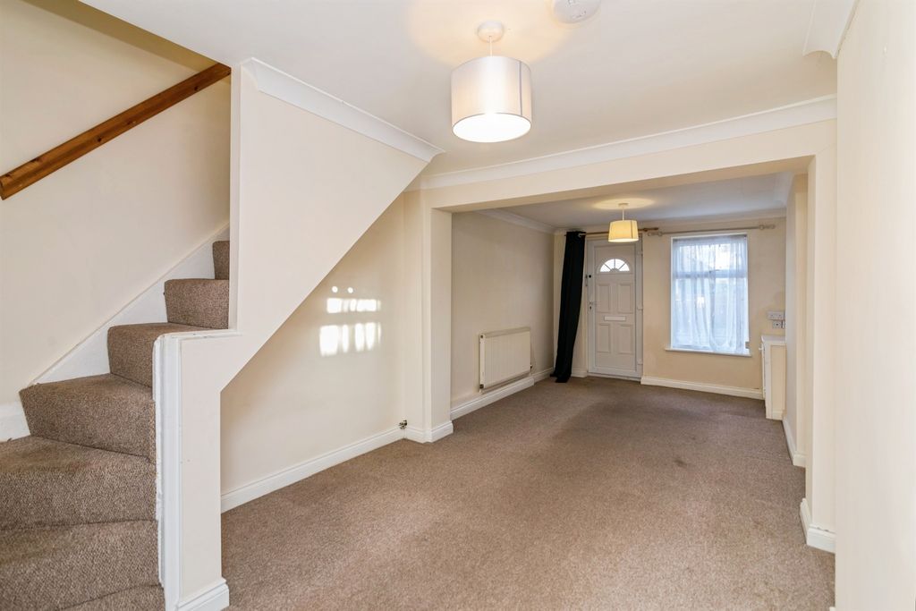 Property photo 3 of 16