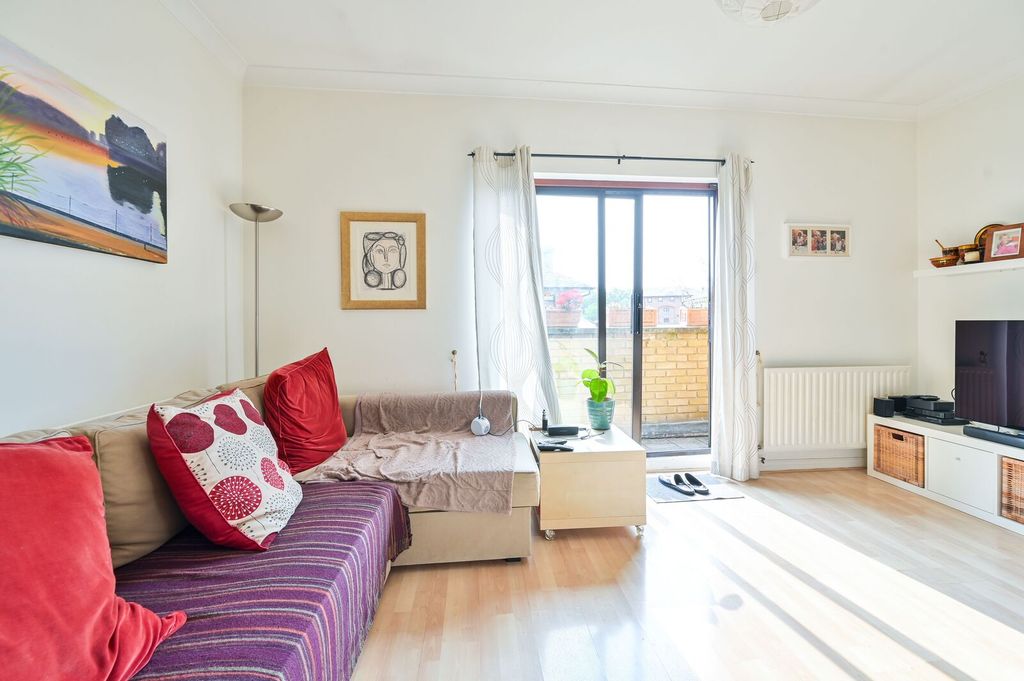 Property photo 1 of 7