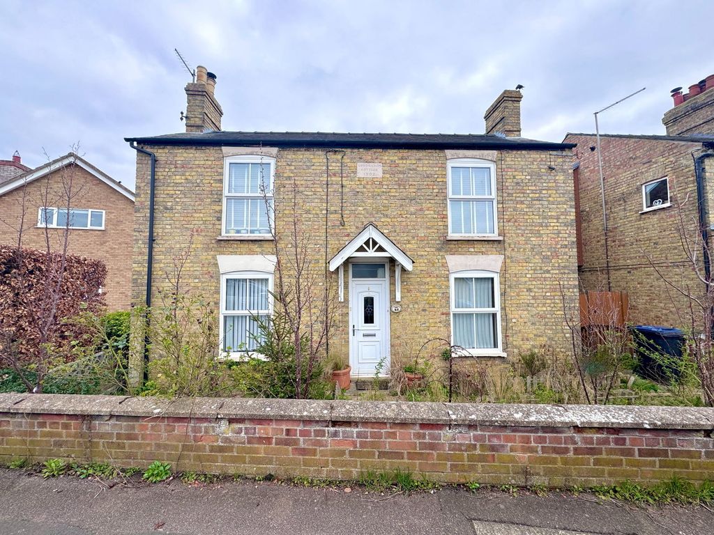 Property photo 1 of 16