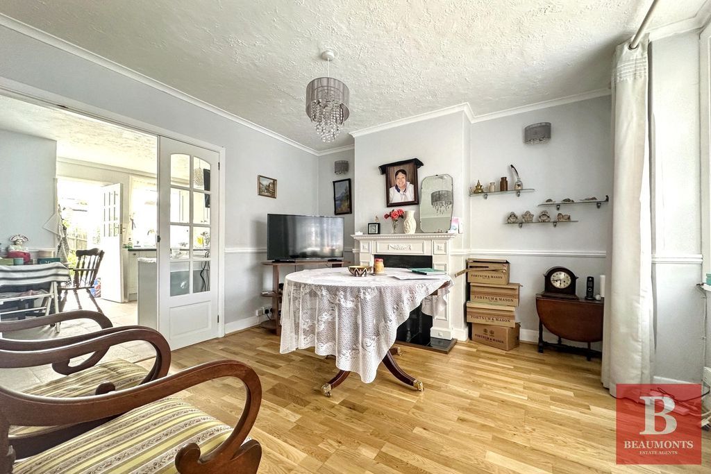 Property photo 3 of 13 Photo 11