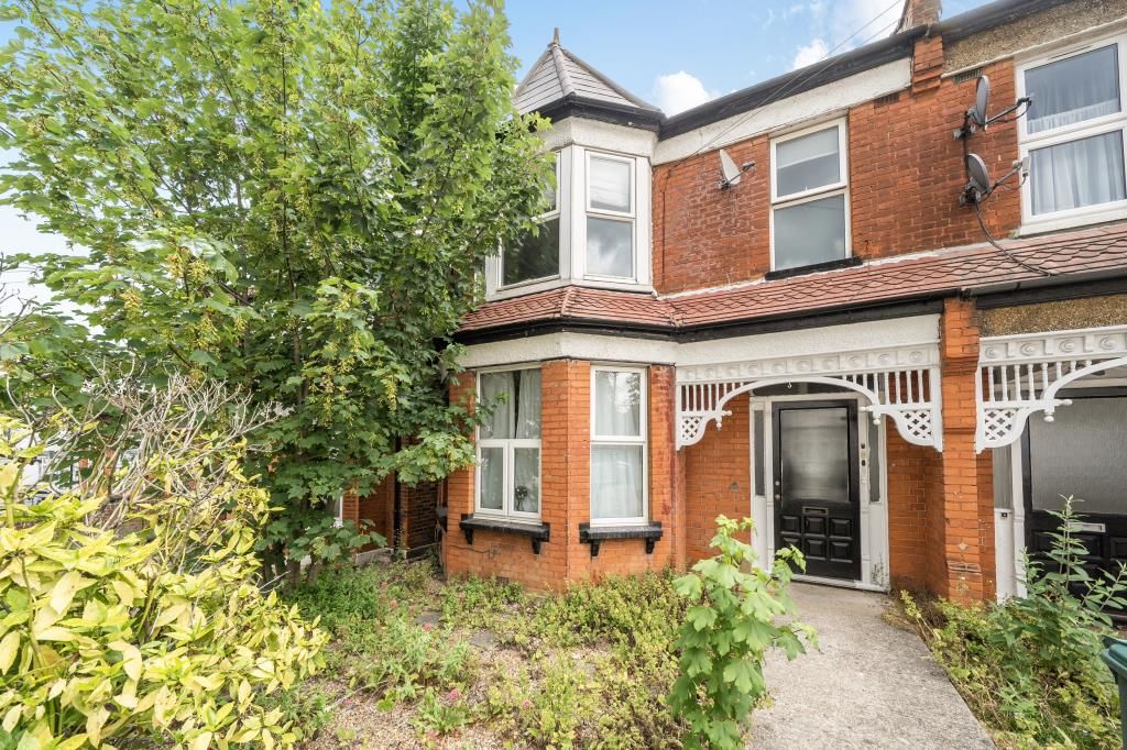 Property photo 1 of 19 External View
