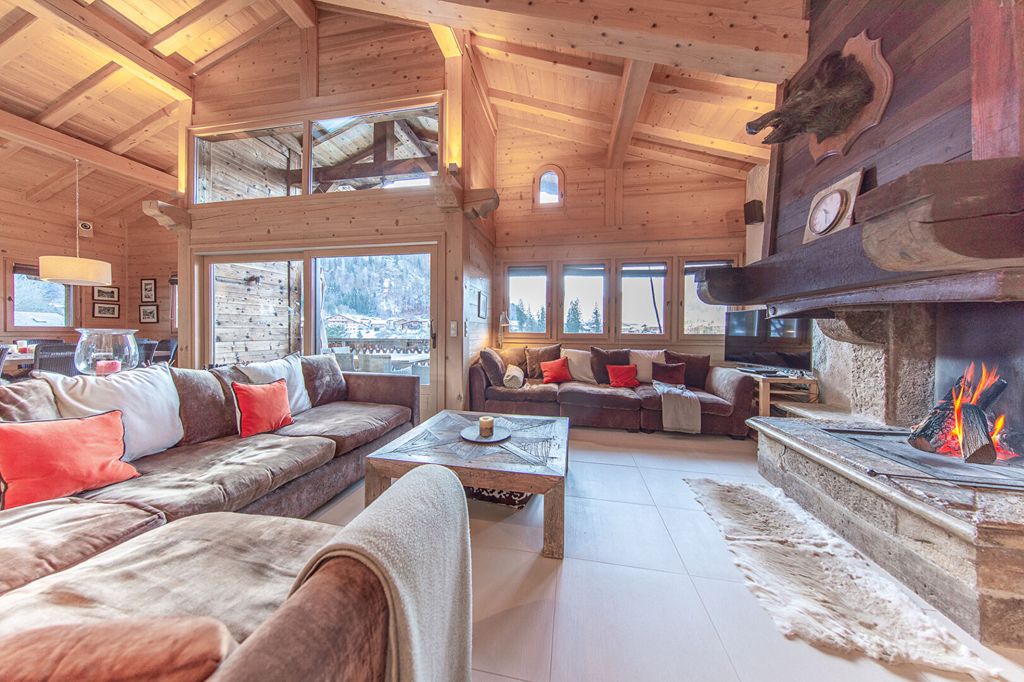Property photo 1 of 8 Morzine Chalet For S