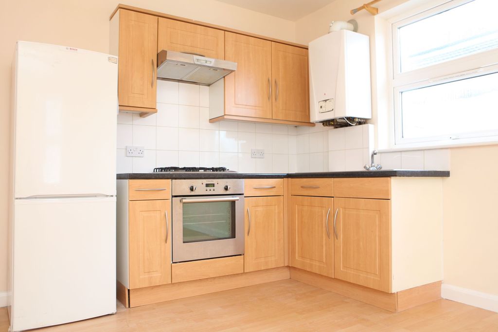 Property photo 2 of 4 Open-Plan Kitchen