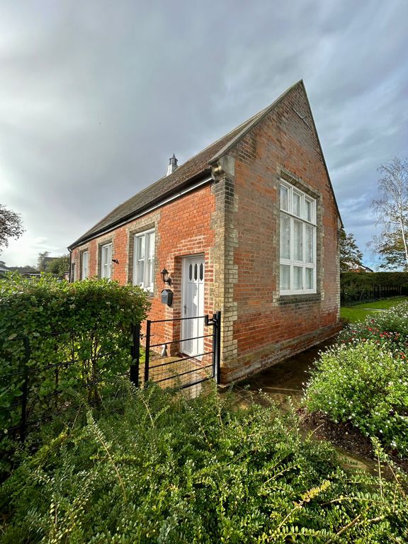 Property photo 1 of 8