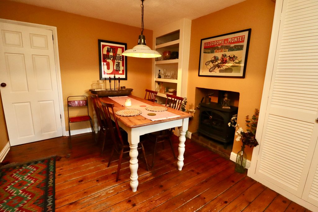 Property photo 3 of 17 Img_6709