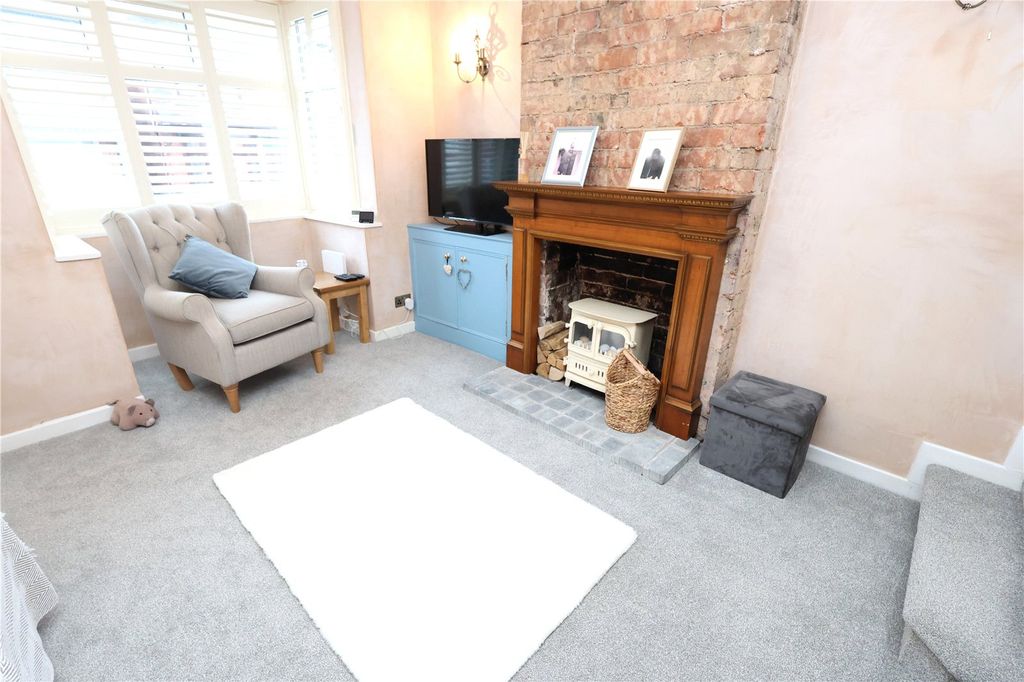 Property photo 3 of 15 Picture No. 11