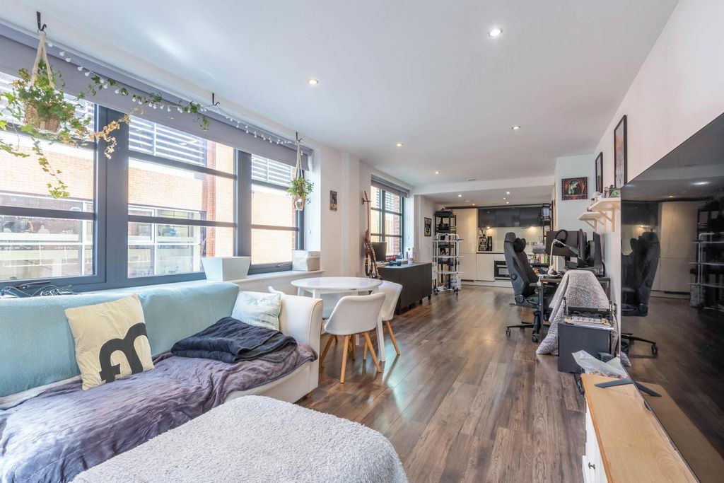 Property photo 2 of 13 Living Area