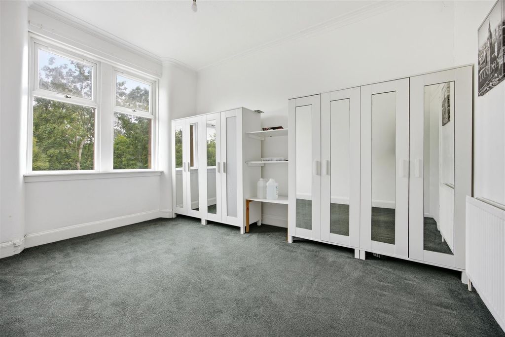 Property photo 3 of 9 03-1-2_5_Old_Duntiblae_Rd_Kirkintilloch_003.Jpg
