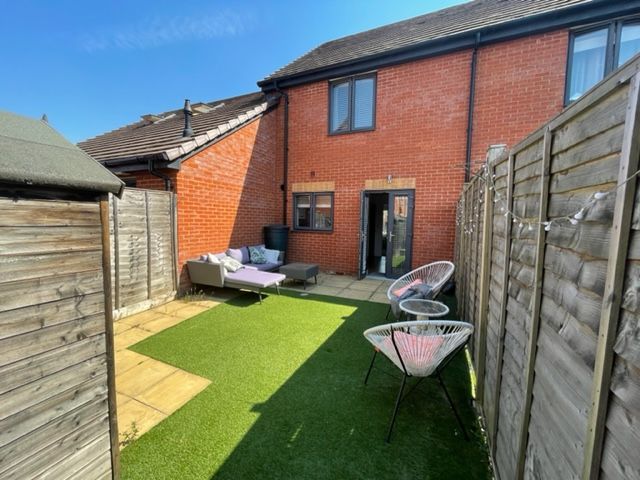 Property photo 1 of 12 Garden