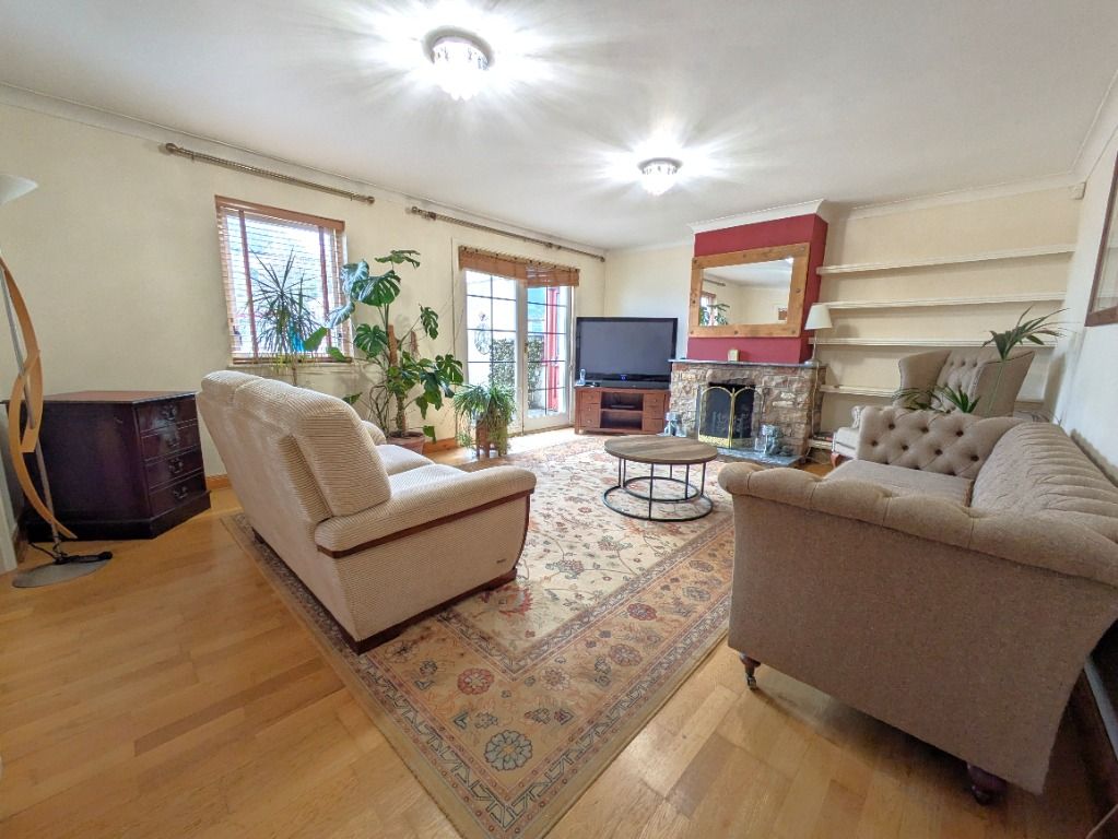 Property photo 3 of 36 Photo 3