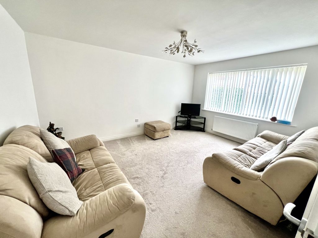 Property photo 3 of 21 Img_4282
