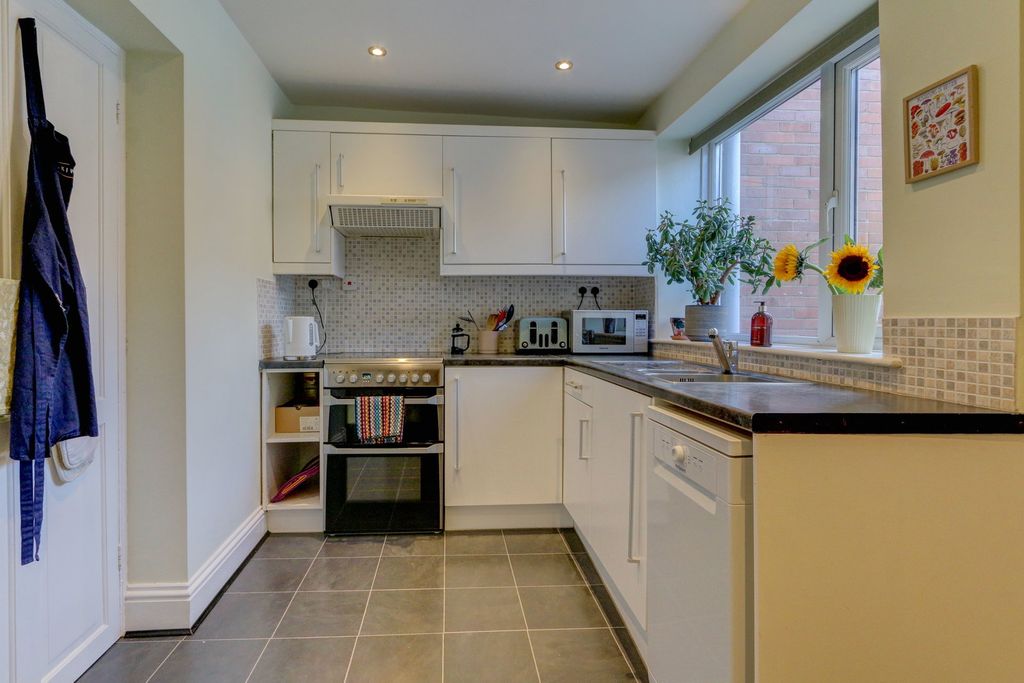Property photo 2 of 15