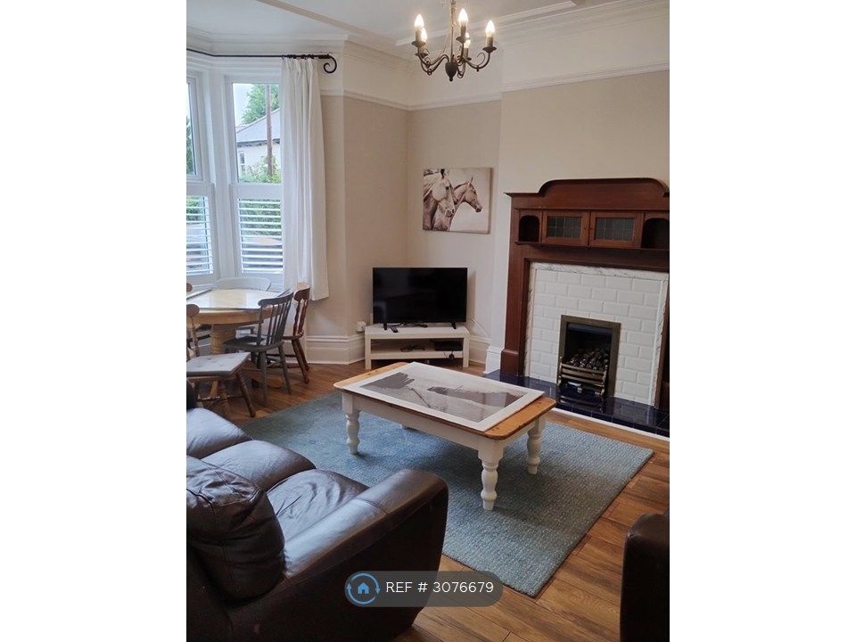 Property photo 3 of 33