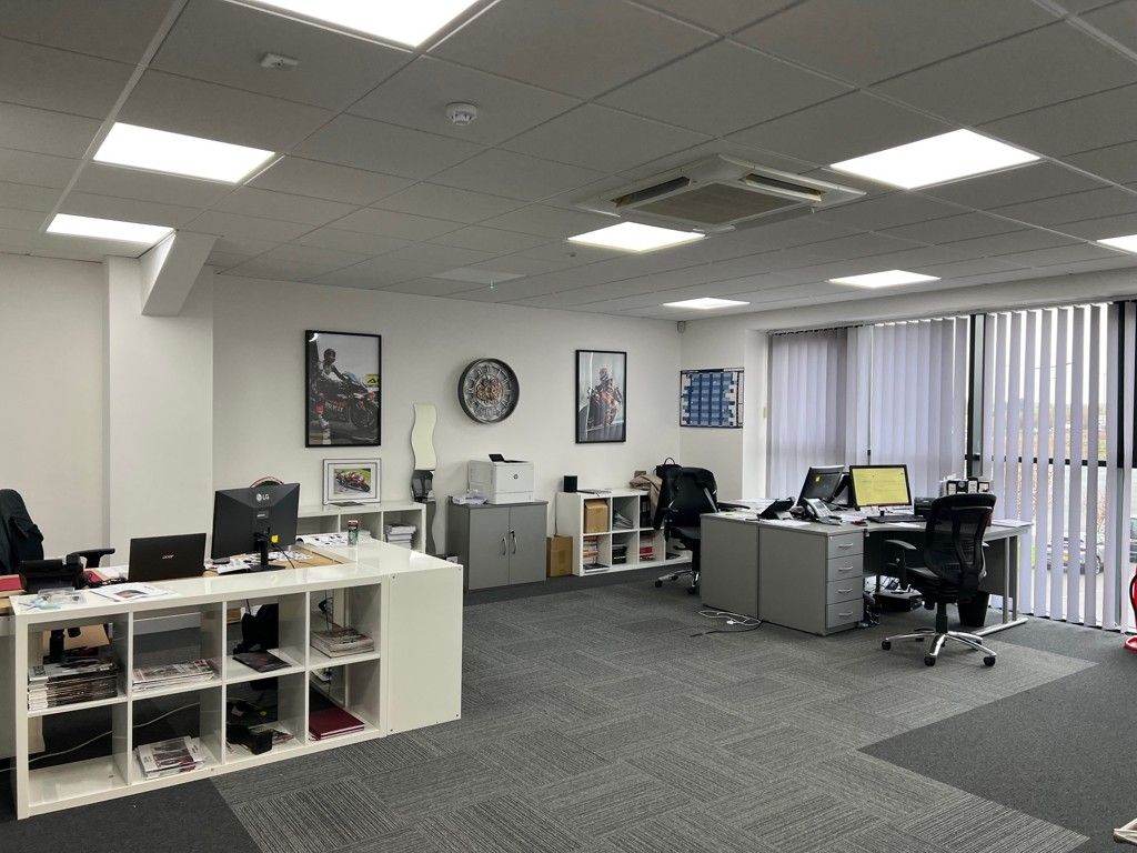 Property photo 2 of 2 Photo 4