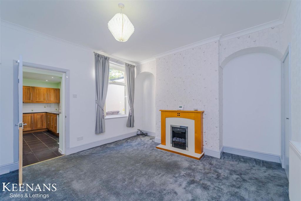 Property photo 2 of 16 Dsc06190.Jpg