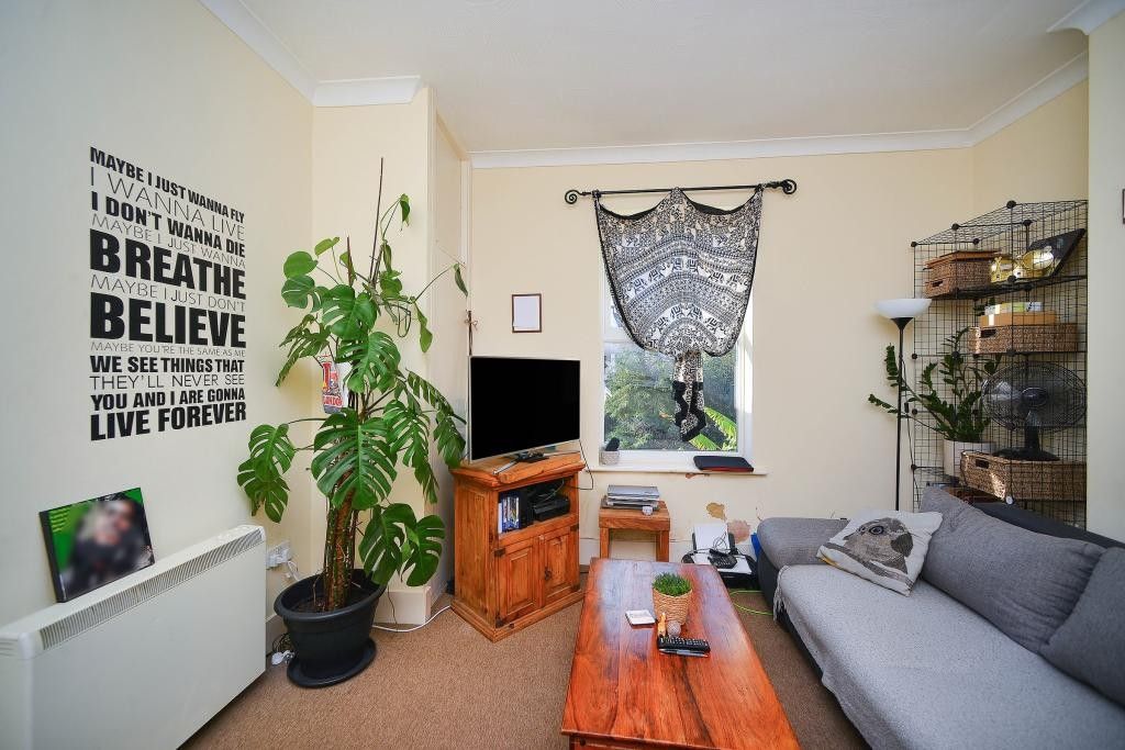 Property photo 3 of 10 Living Room