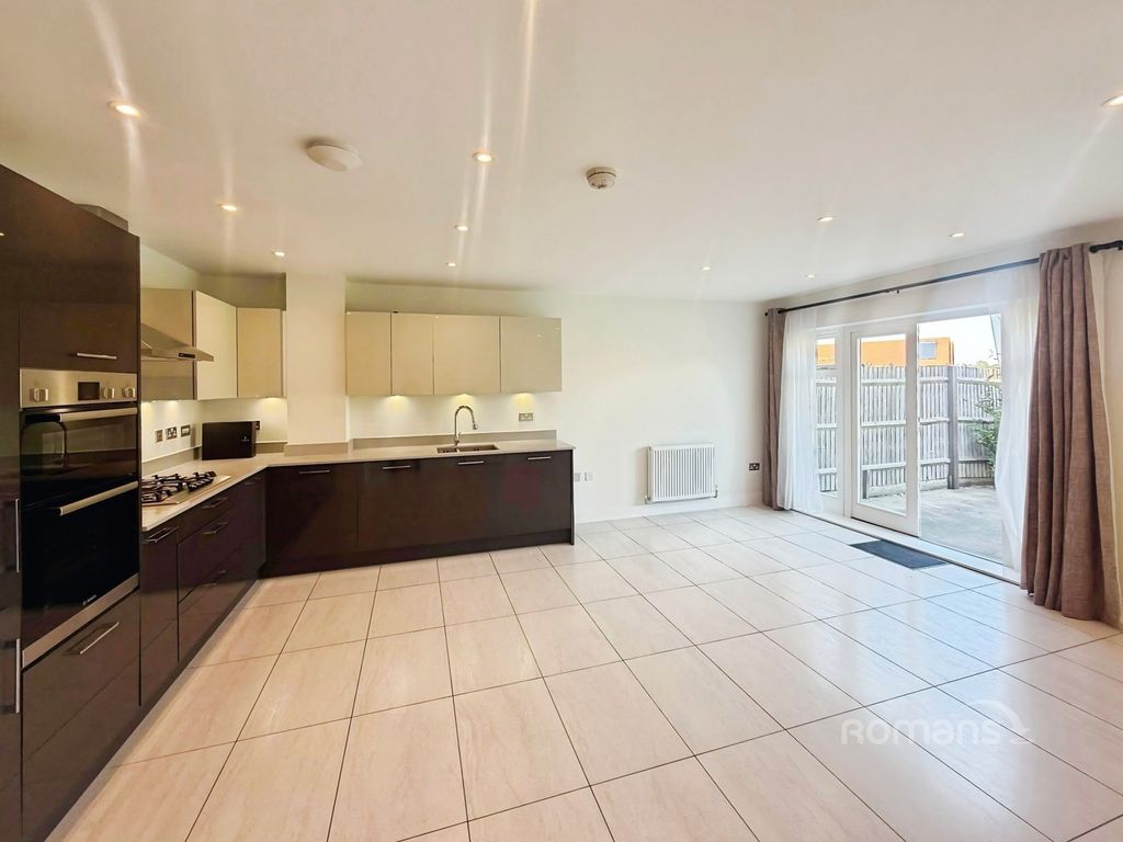Property photo 2 of 13 Pbox-Img.Jpg