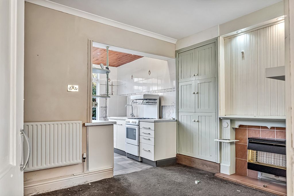 Property photo 3 of 19