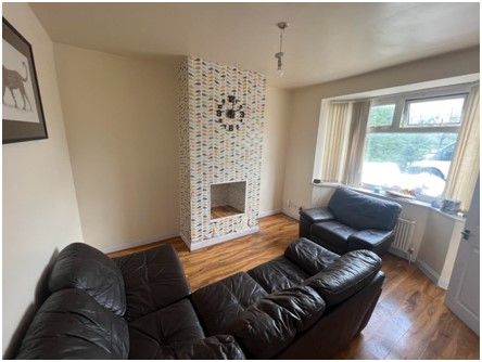 Property photo 3 of 9 Living Room