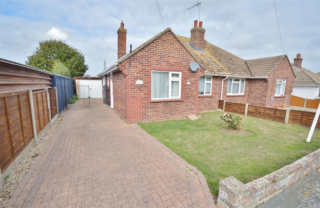 Property photo 1 of 15 Outside Front