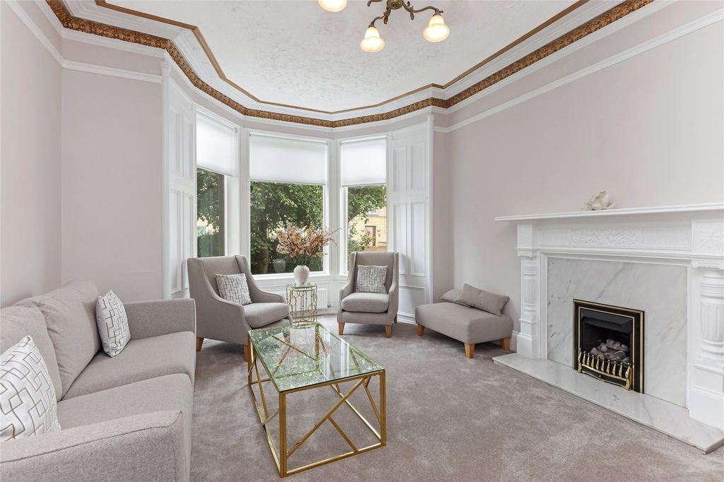 Property photo 2 of 21 2