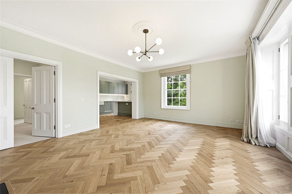 Property photo 1 of 17 Reception Room