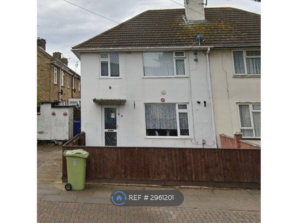 Property photo 1 of 3