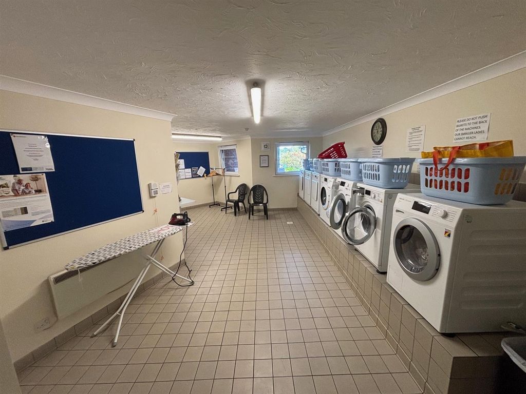 Property photo 2 of 14 Laundry.Jpg