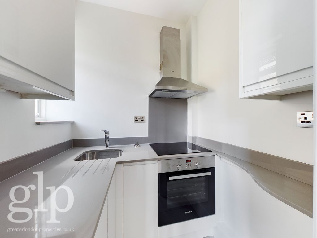 Property photo 2 of 9 2395345