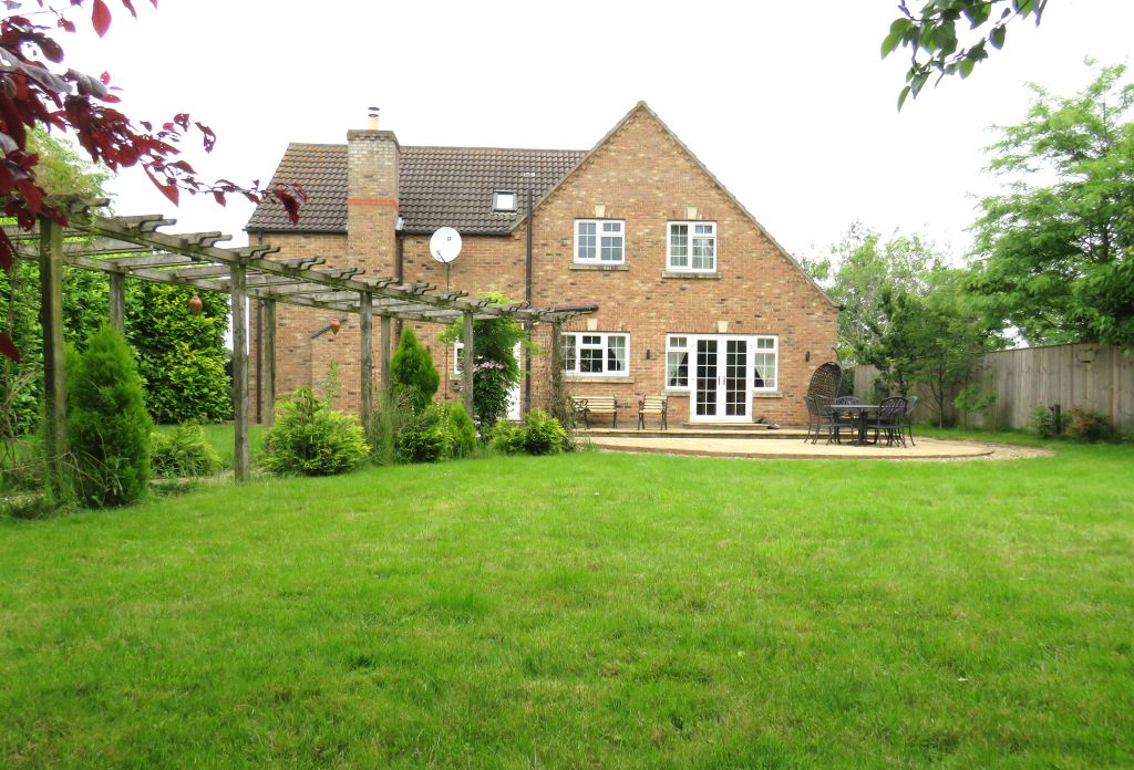Property photo 2 of 19