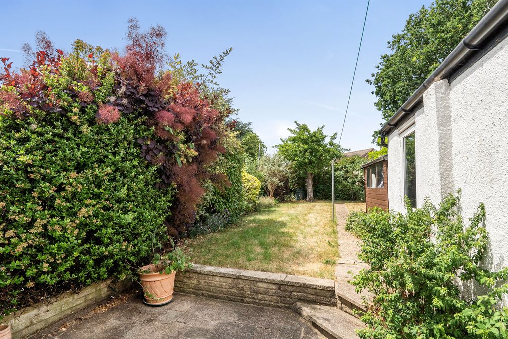 Property photo 2 of 13
