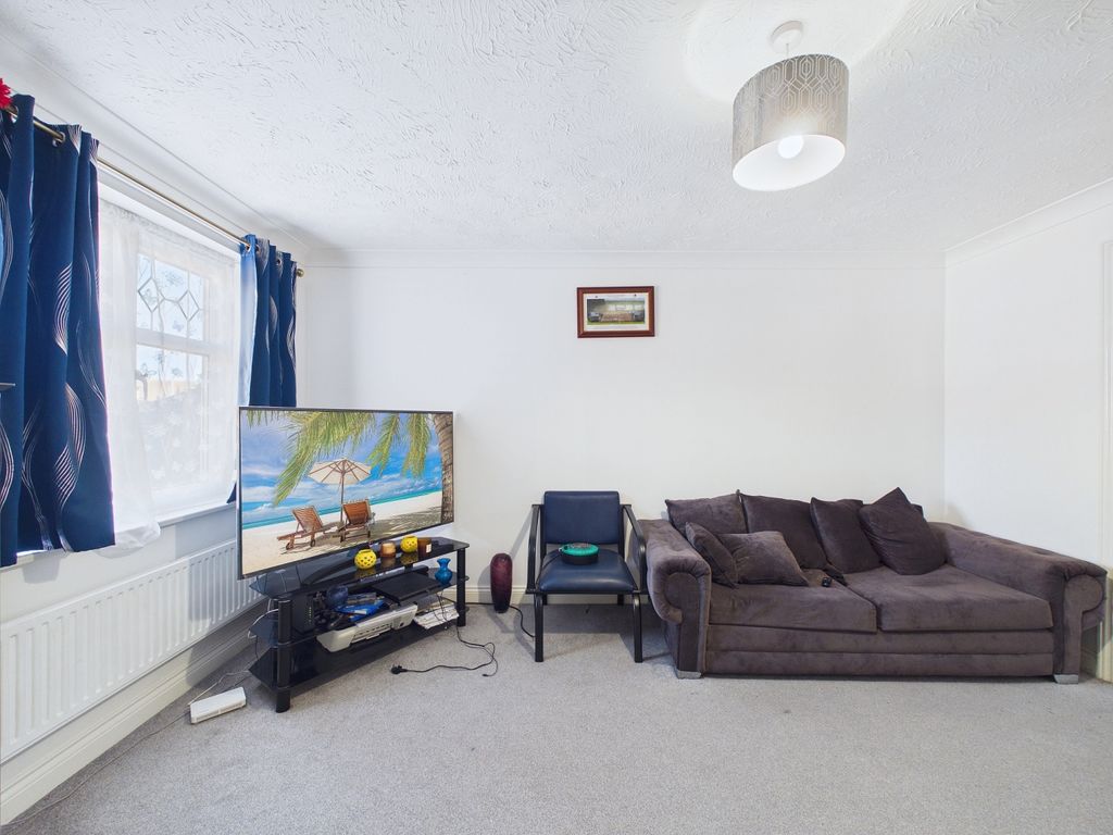 Property photo 2 of 7 Cam01909G0-Pr0553-Still003
