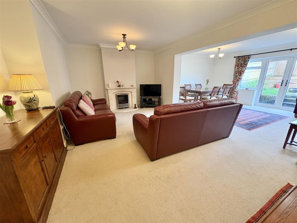 Property photo 2 of 13 Img_9472.Jpeg