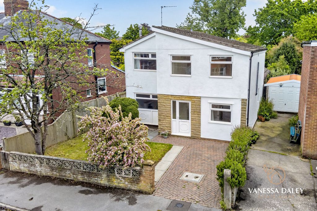 Property photo 1 of 37
