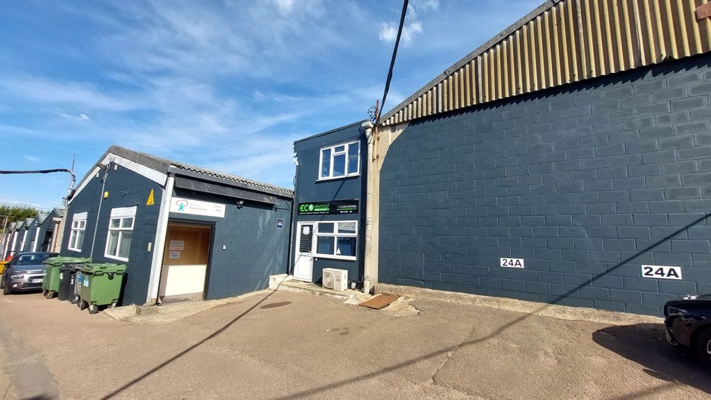 Property photo 2 of 7 Photo 14