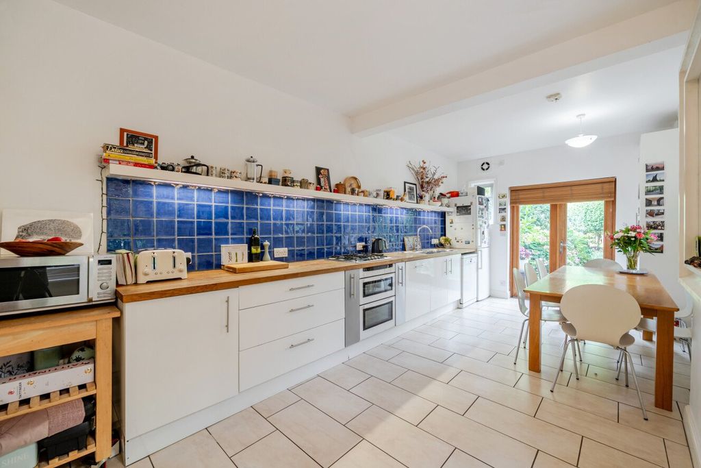 Property photo 3 of 17 Picture No. 20