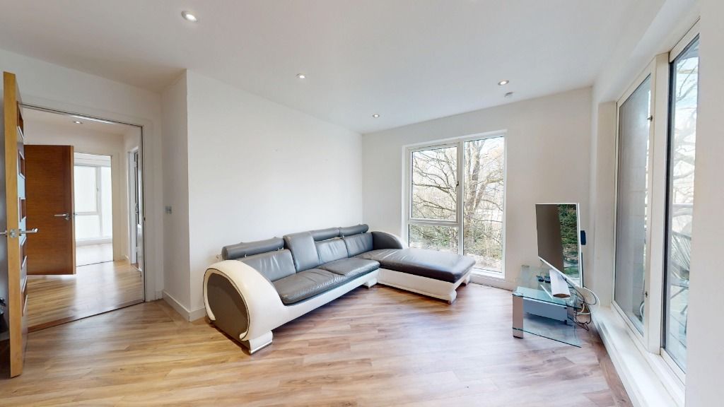 Property photo 3 of 19 Photo 3