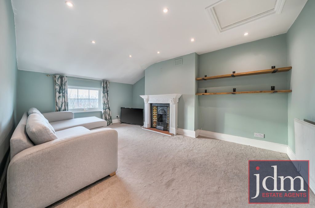 Property photo 1 of 10 A569954c-2Cb1-430...
