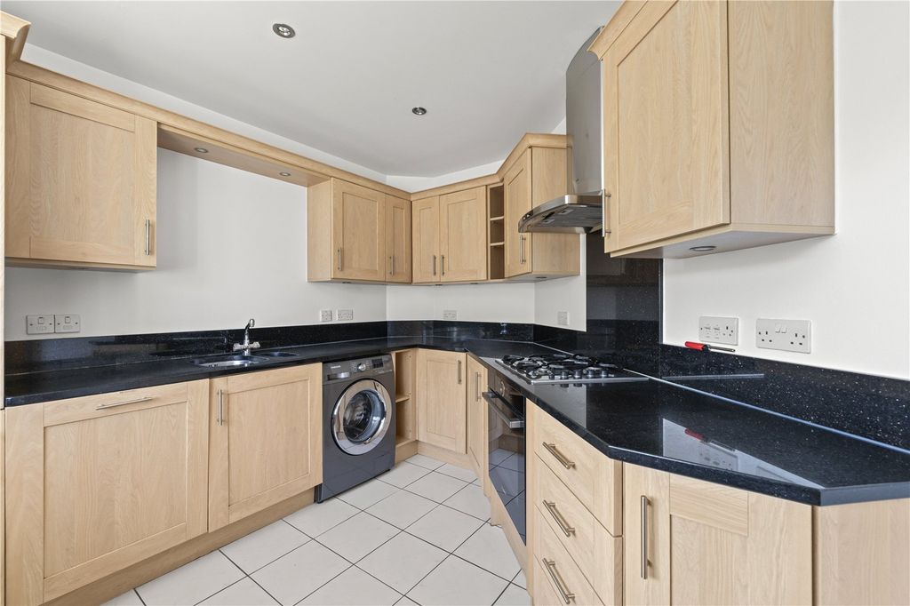 Property photo 3 of 11 Picture No. 41