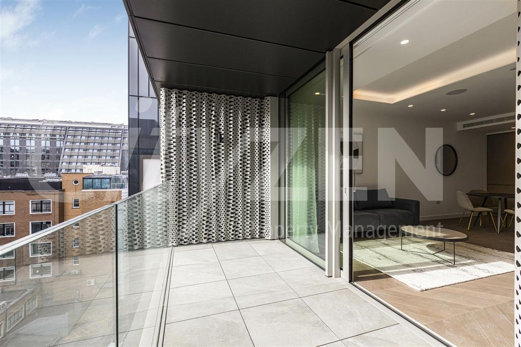 Property photo 2 of 27 Terrace