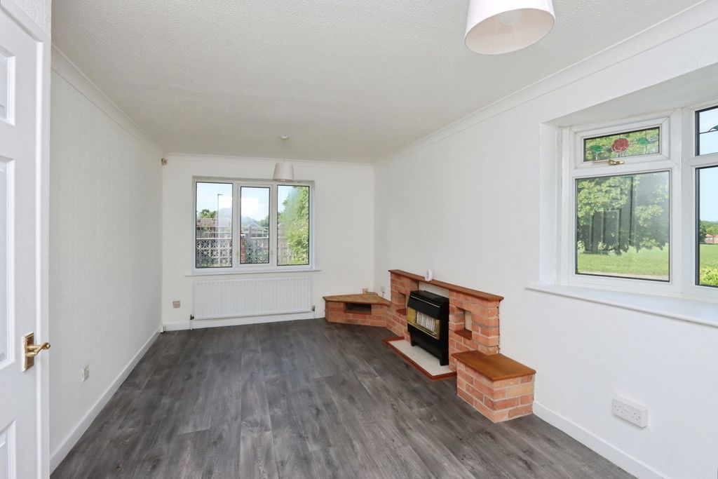 Property photo 3 of 20 Pbox-Img.Jpg